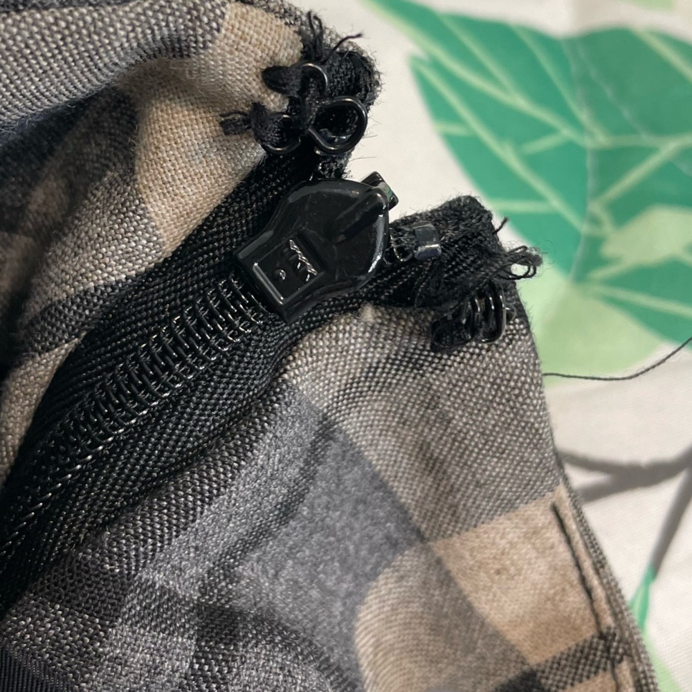 Y2K Express Plaid Skirt Gray 4 Prep Academia Schoolgirl Grunge Mini - Picture 10 of 16